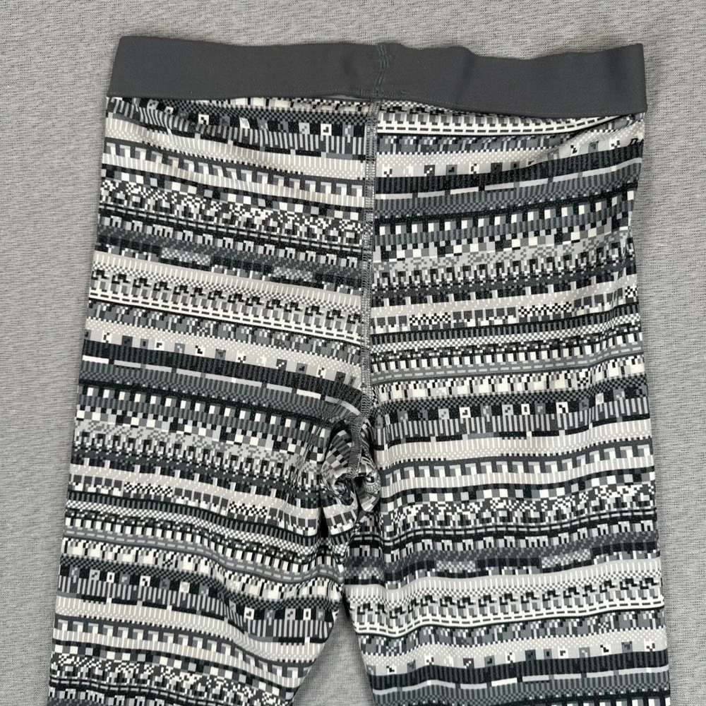 Nike Pro Dri-FIT Leggings Womens M Black Grey Pixelated Geometric Compression